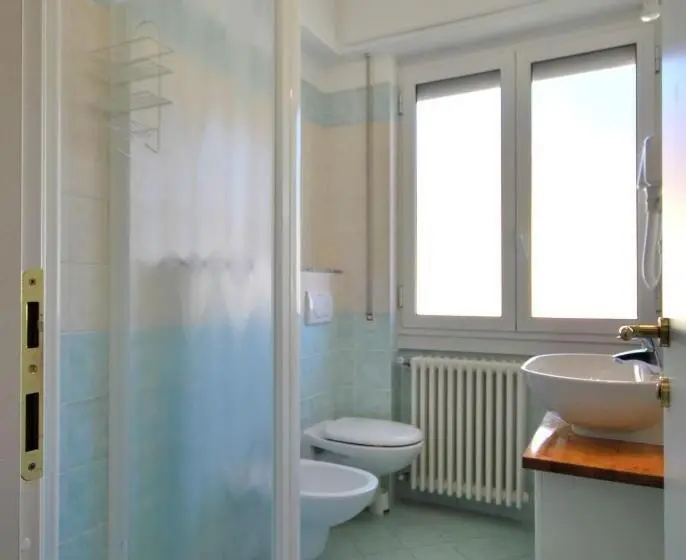 استودیو خانوادگی, Residence Glicini