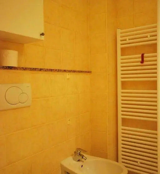 آپارتمان 1 خوابه همکف, Residence Glicini