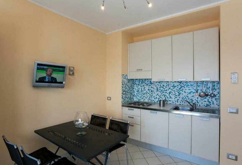 带1个卧室的带海景的公寓, Residence Le Dune Club