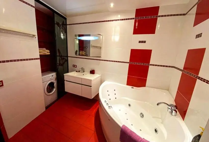 آپارتمان 1 خوابه, Apartment Hotel Panorama