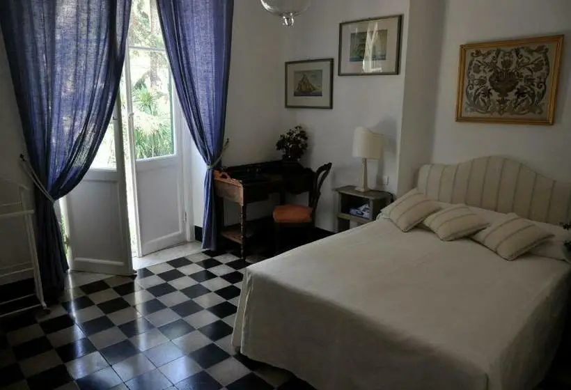 スタンダードルーム, Castello Canevaro