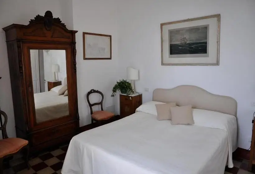 スイート, Castello Canevaro