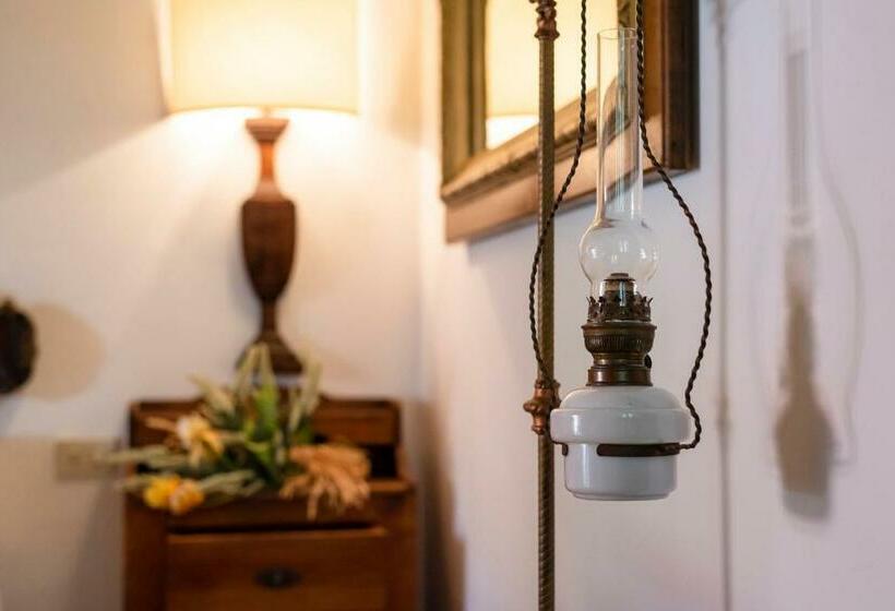 اتاق استاندارد, Agriturismo La Rombaia