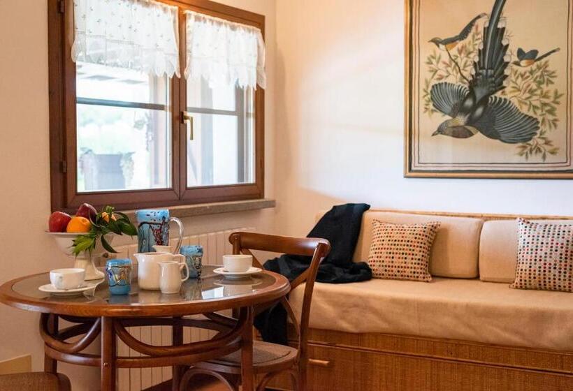 اتاق استاندارد سه نفره, Agriturismo La Rombaia