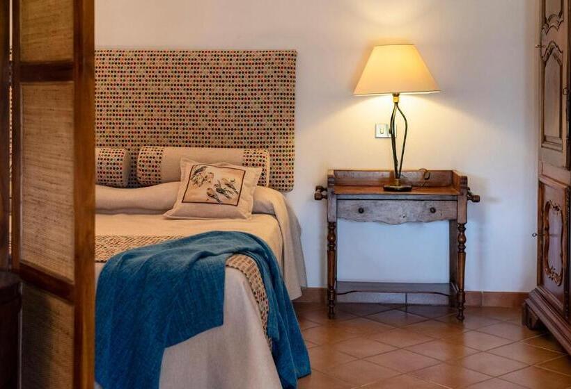 اتاق استاندارد سه نفره, Agriturismo La Rombaia