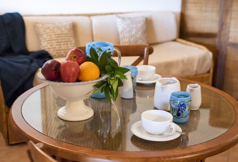 اتاق استاندارد سه نفره, Agriturismo La Rombaia