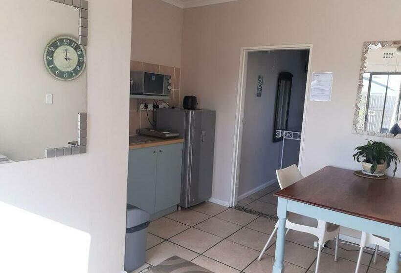 Люкс, Croeso Guest House