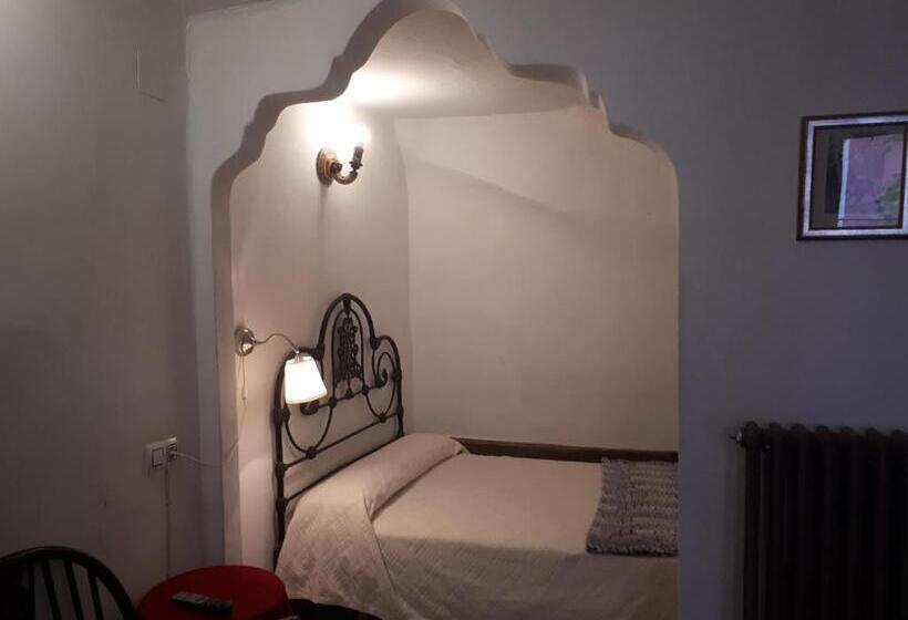 标准间, Fonda Del Tozal