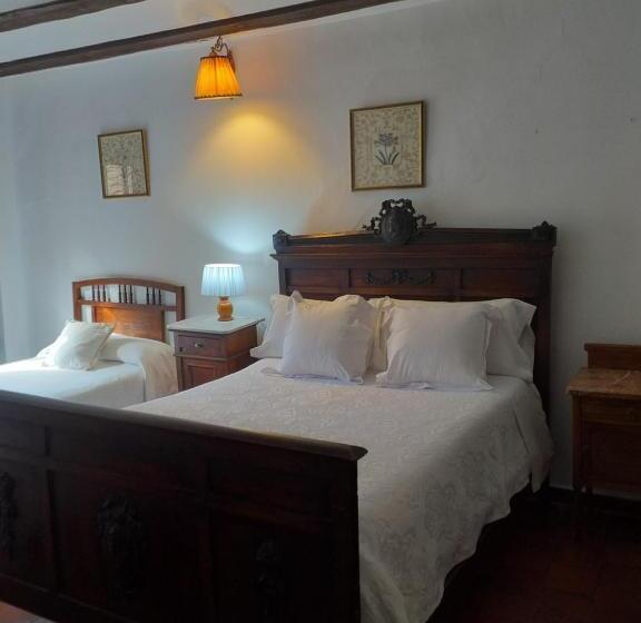 标准三人间, Fonda Del Tozal