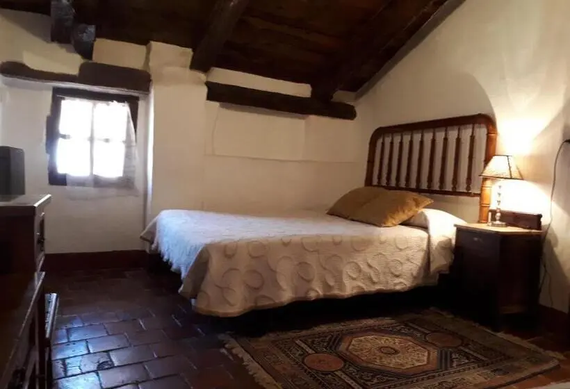 اتاق استاندارد چهار تخته, Fonda Del Tozal