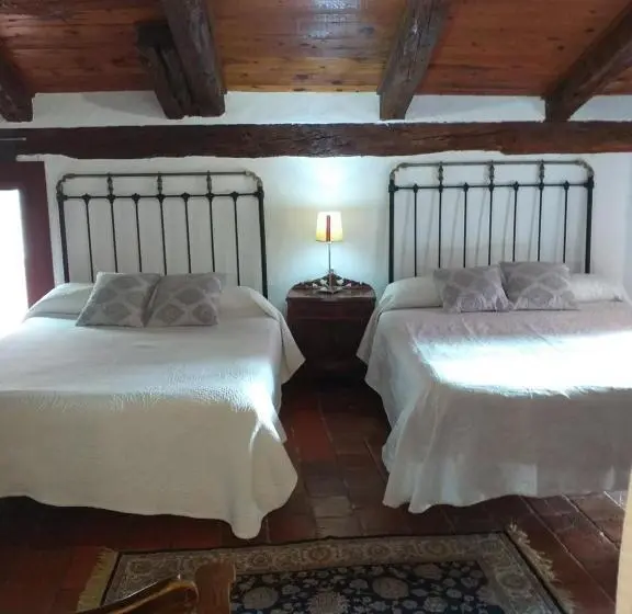 اتاق سوپریور چهار تخته, Fonda Del Tozal