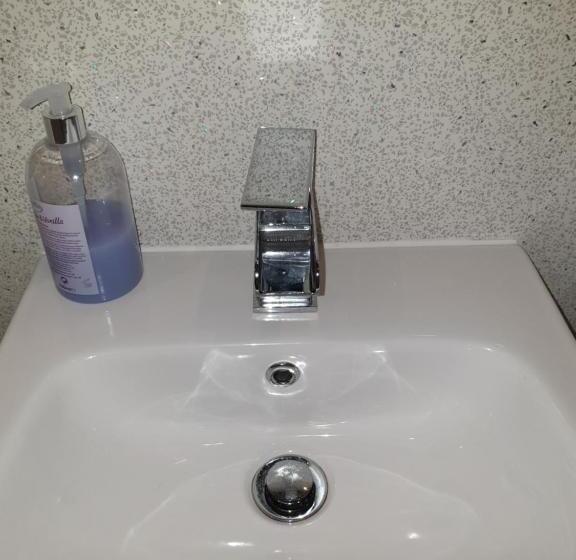 패밀리 룸, Glascoed Guest House