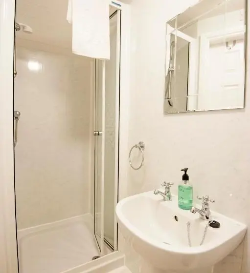 اتاق استاندارد, Glascoed Guest House