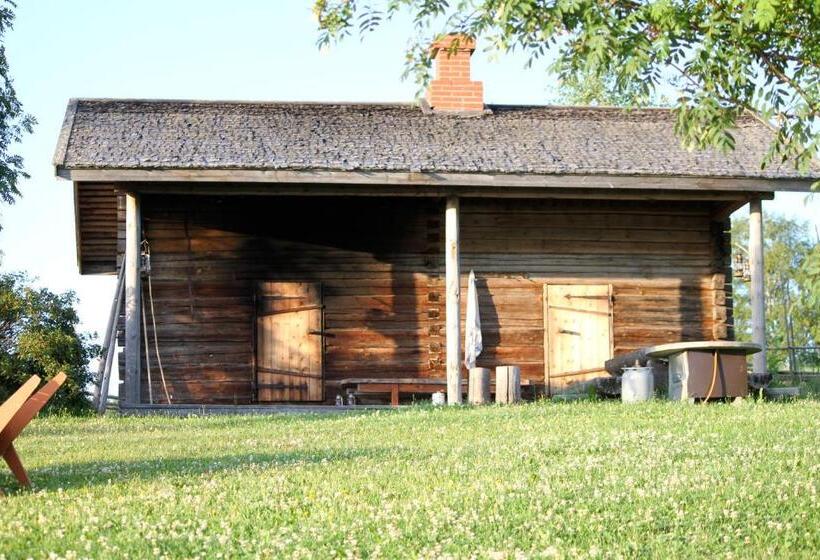 غرفة عائلية, Guesthouse Kumpunen