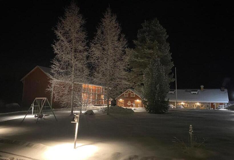 غرفة قياسية ثلاثية, Guesthouse Kumpunen