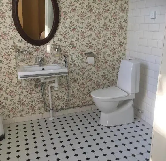 Standard Kolmen Hengen Huone, Guesthouse Kumpunen