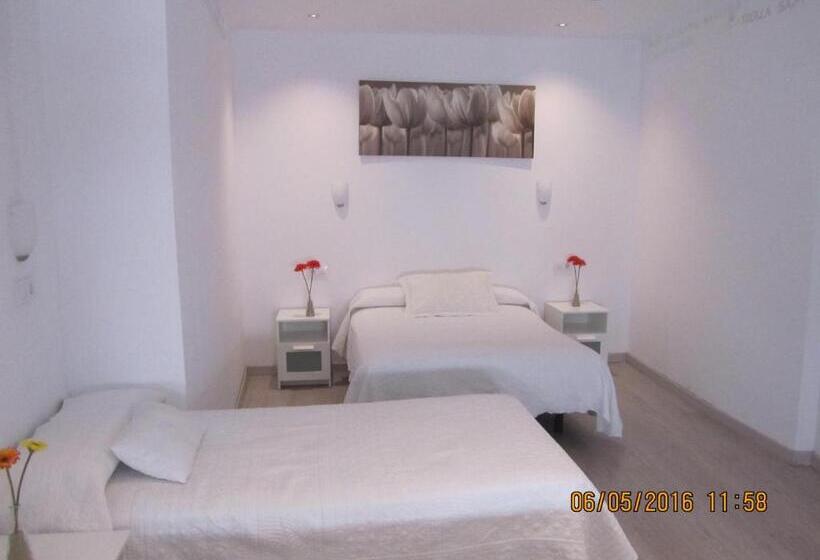 スタンダードトリプルルーム, Hospedaje Villanueva