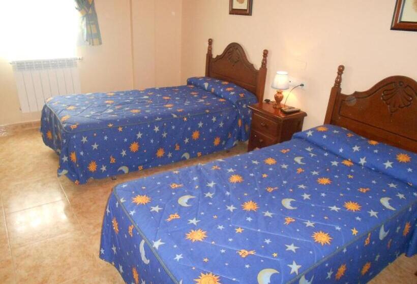 غرفة قياسية, Hostal El Polígono