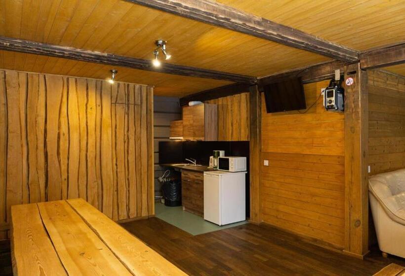 خانه 3 خوابه, Motel Saunapunkt