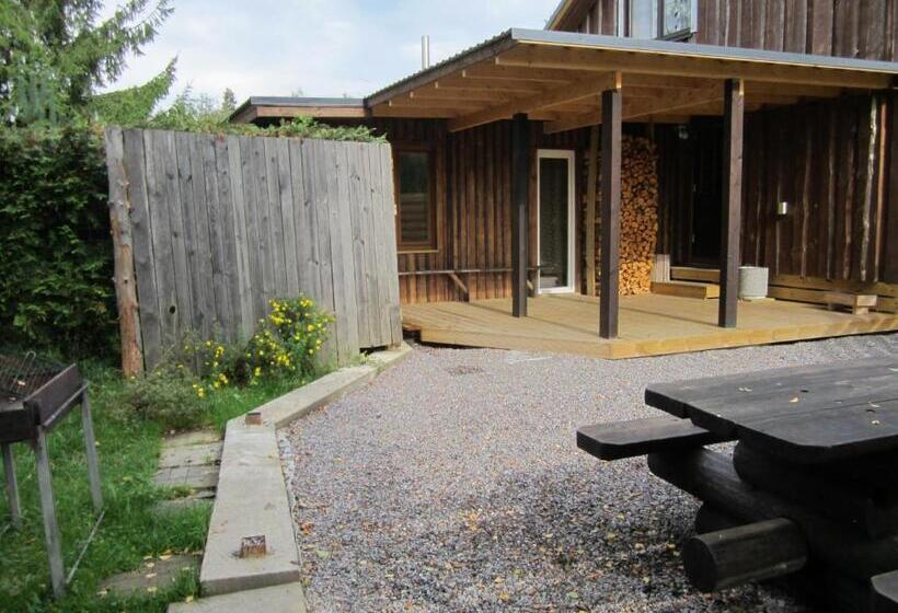 اتاق استاندارد سه نفره, Motel Saunapunkt