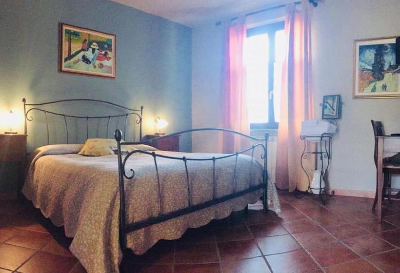 Номер Стандарт, Rosso Di Sera