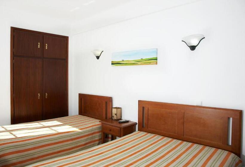 اتاق خانوادگی, Terras De Monsaraz