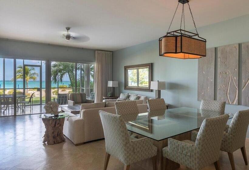 سوئیت با چشم‌انداز, The Venetian On Grace Bay
