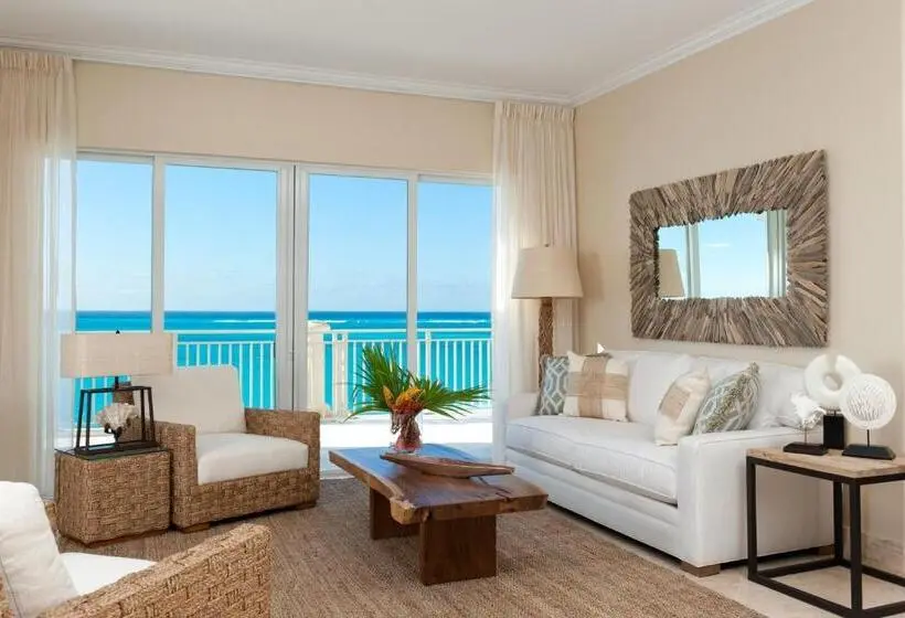 景色の見えるスイートルーム, The Venetian On Grace Bay