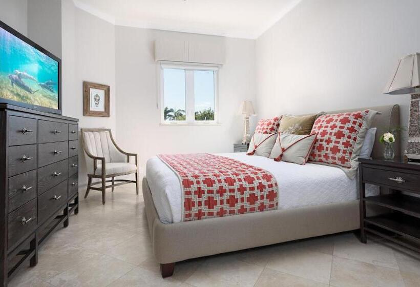 سوئیت 2 خوابه, The Venetian On Grace Bay