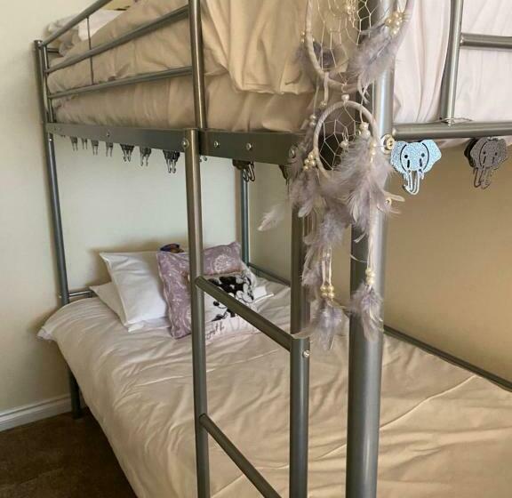 חדר משפחתי, Black Bull Inn, Moffat