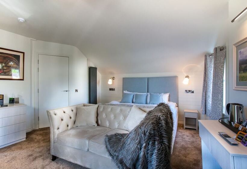 סוויטת ג'וניור, Black Bull Inn, Moffat