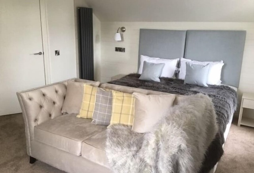 סוויטת ג'וניור, Black Bull Inn, Moffat