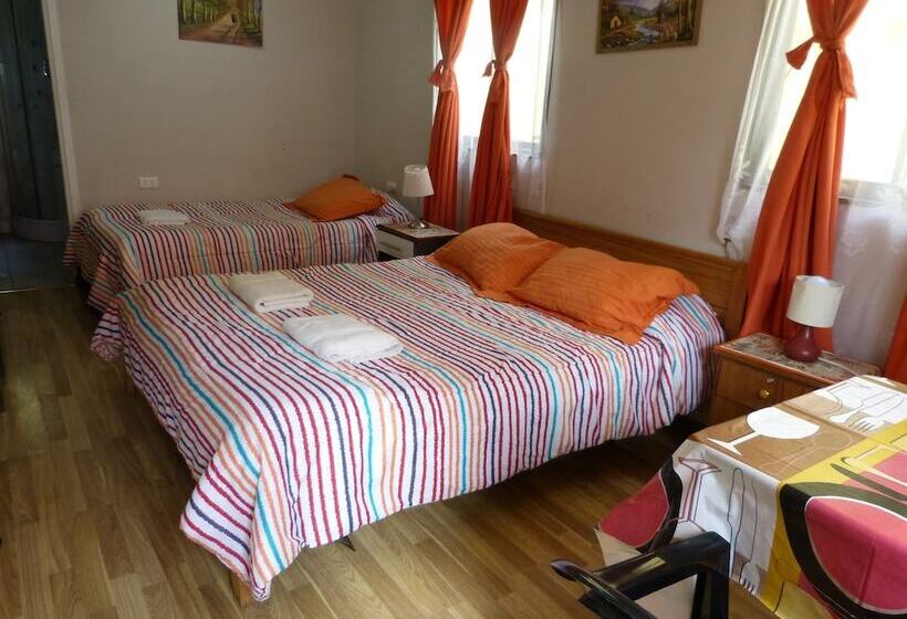 스탠다드 트리플 룸, Hostal Residencia Blest Gana