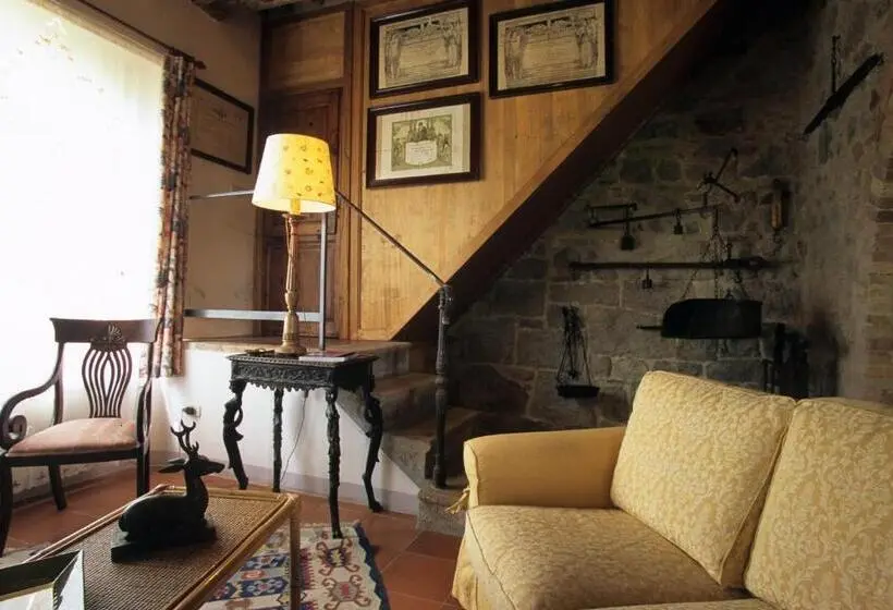 Superior-studio, Pieve Di Caminino Historic Farm