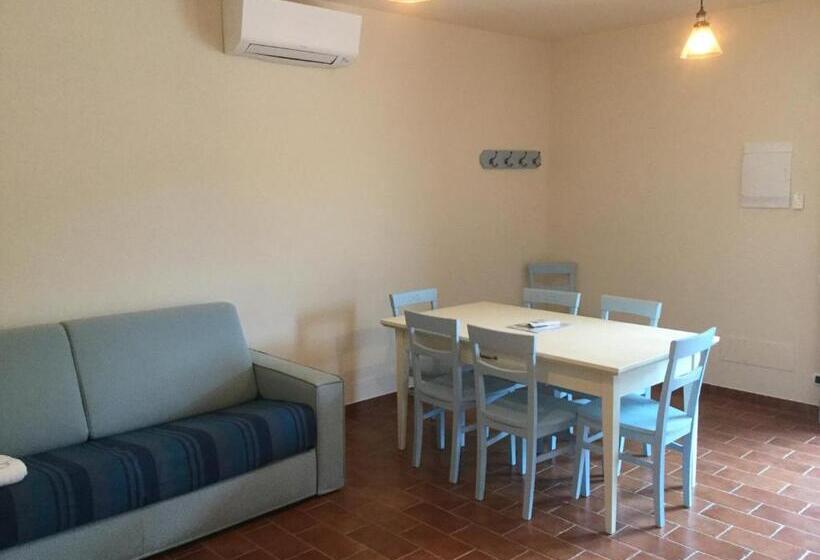 침실 2개 디럭스 아파트, La Fattoria Di Tirrenia