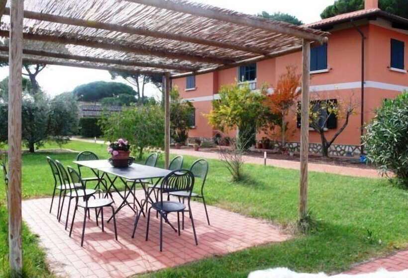 침실 3개 아파트, La Fattoria Di Tirrenia