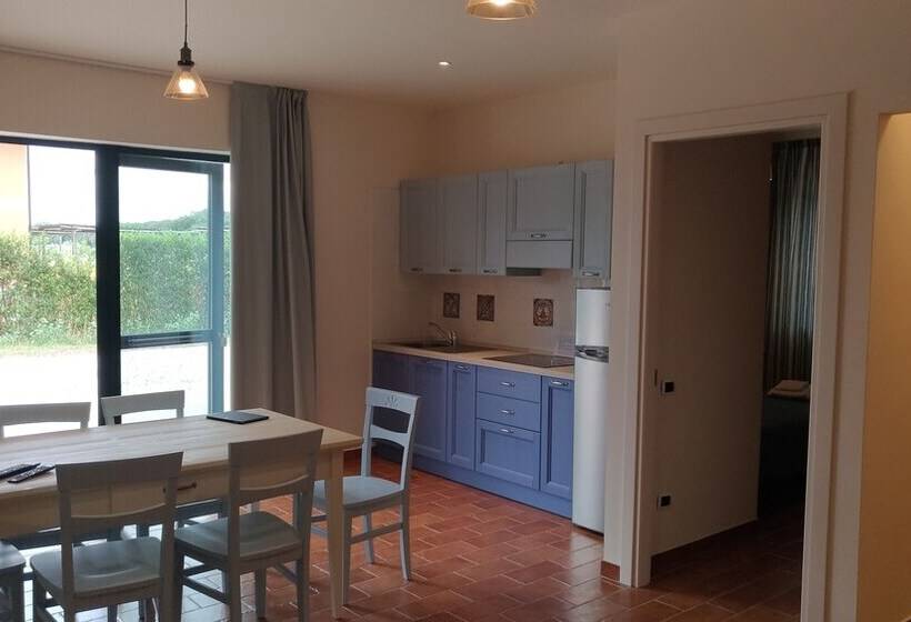 침실 2개 디럭스 아파트, La Fattoria Di Tirrenia