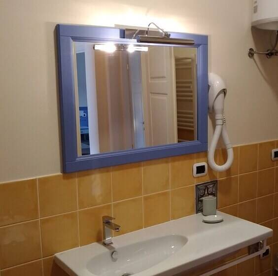 침실 2개 디럭스 아파트, La Fattoria Di Tirrenia