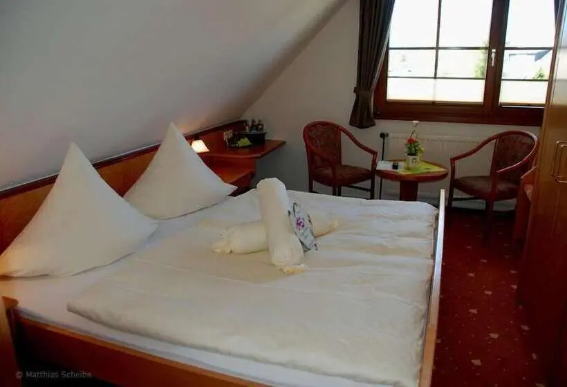 Basic-huone, Birkenhof Garni