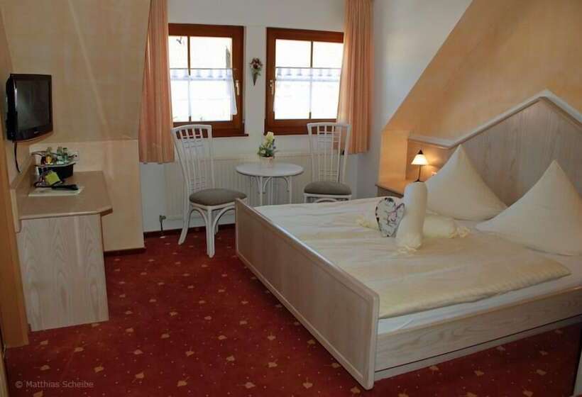 コンフォートルーム, Birkenhof Garni