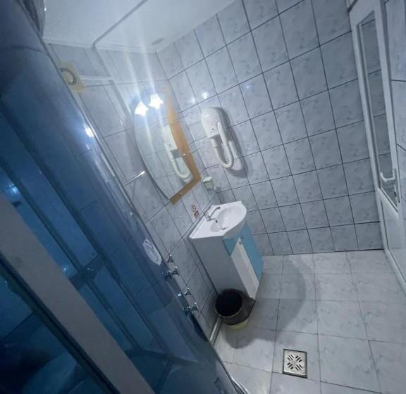 اتاق استاندارد سه نفره, Casa Yachi Vama Veche