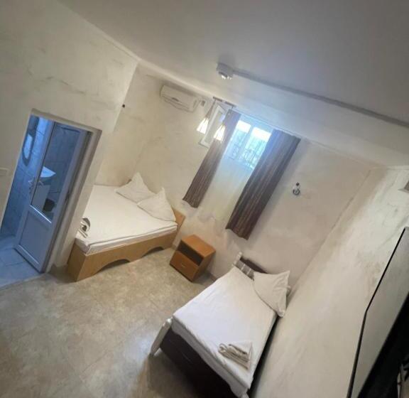 חדר סטנדרט לשלושה, Casa Yachi Vama Veche