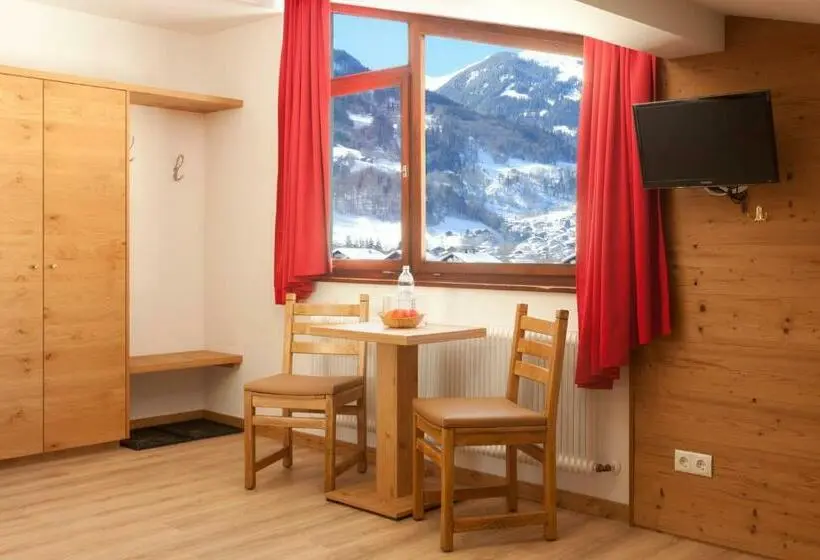 Perhehuone, Hochjochstöbli B&b Alpine Easy Stay
