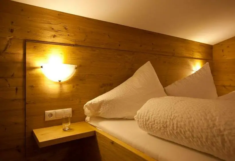 Huoneisto 2 Makuuhuonetta, Hochjochstöbli B&b Alpine Easy Stay