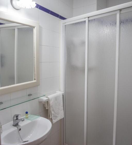 اتاق استاندارد یک نفره, Hostal Santa Catalina