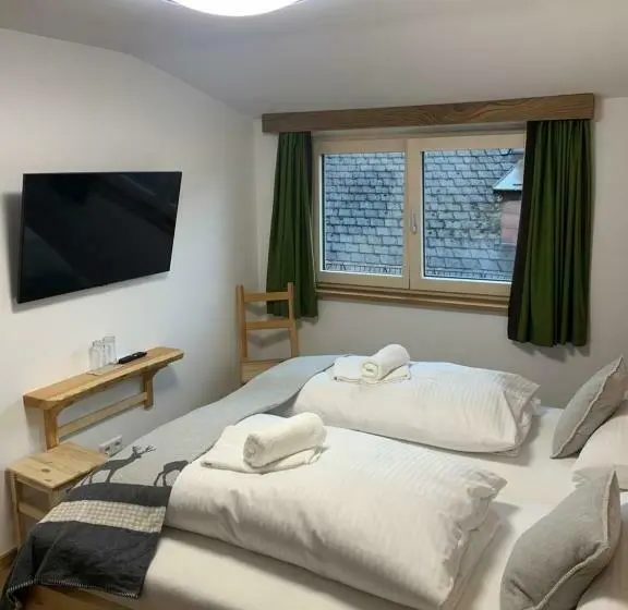 スタンダード４人部屋, Landgasthof Rechenwirt