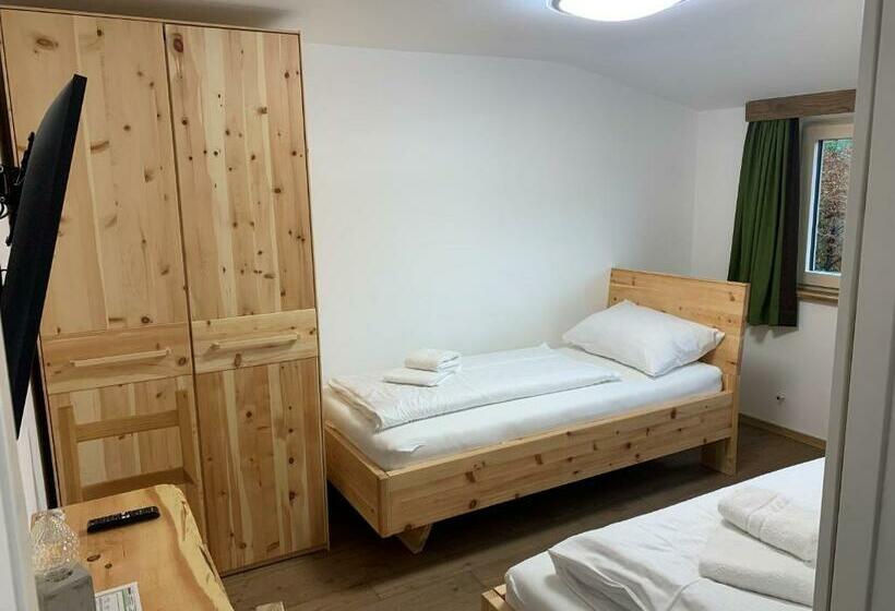 غرفة قياسية رباعية, Landgasthof Rechenwirt