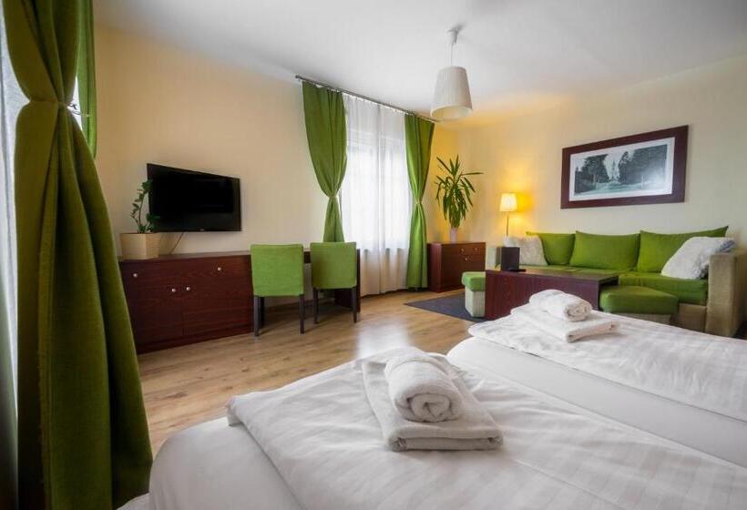 סטודיו דלוקס, Penzion Talisman