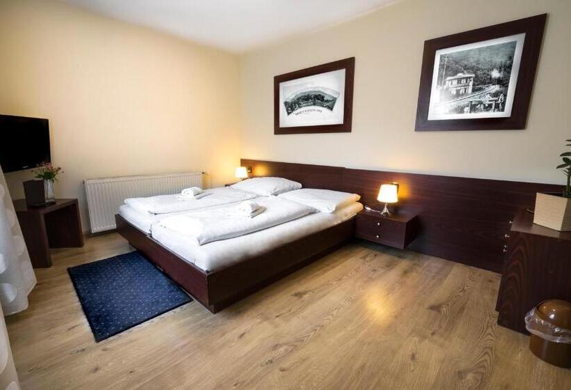 חדר סטנדרט עם מרפסת, Penzion Talisman