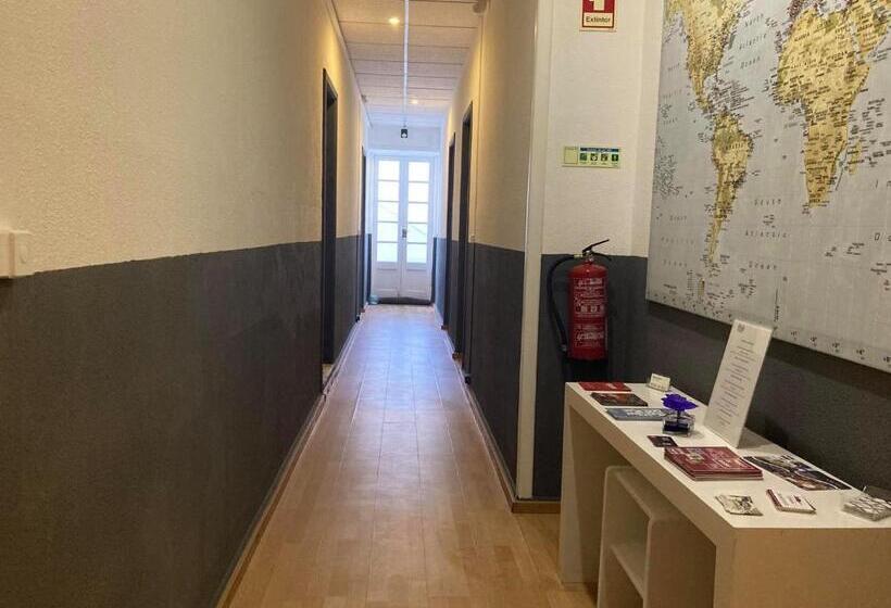 غرفة قياسية رباعية, Peters Guesthouse